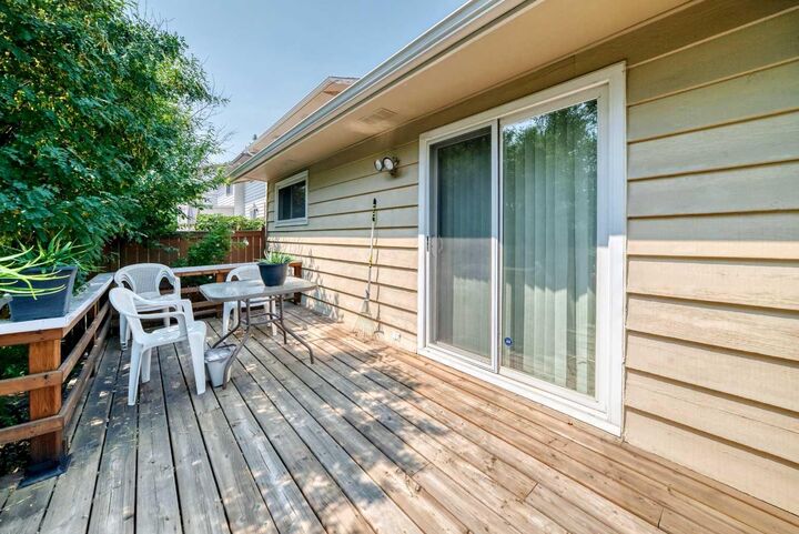 Property Photo: 6437 Coach Hill Road SW AB T3H 1B5