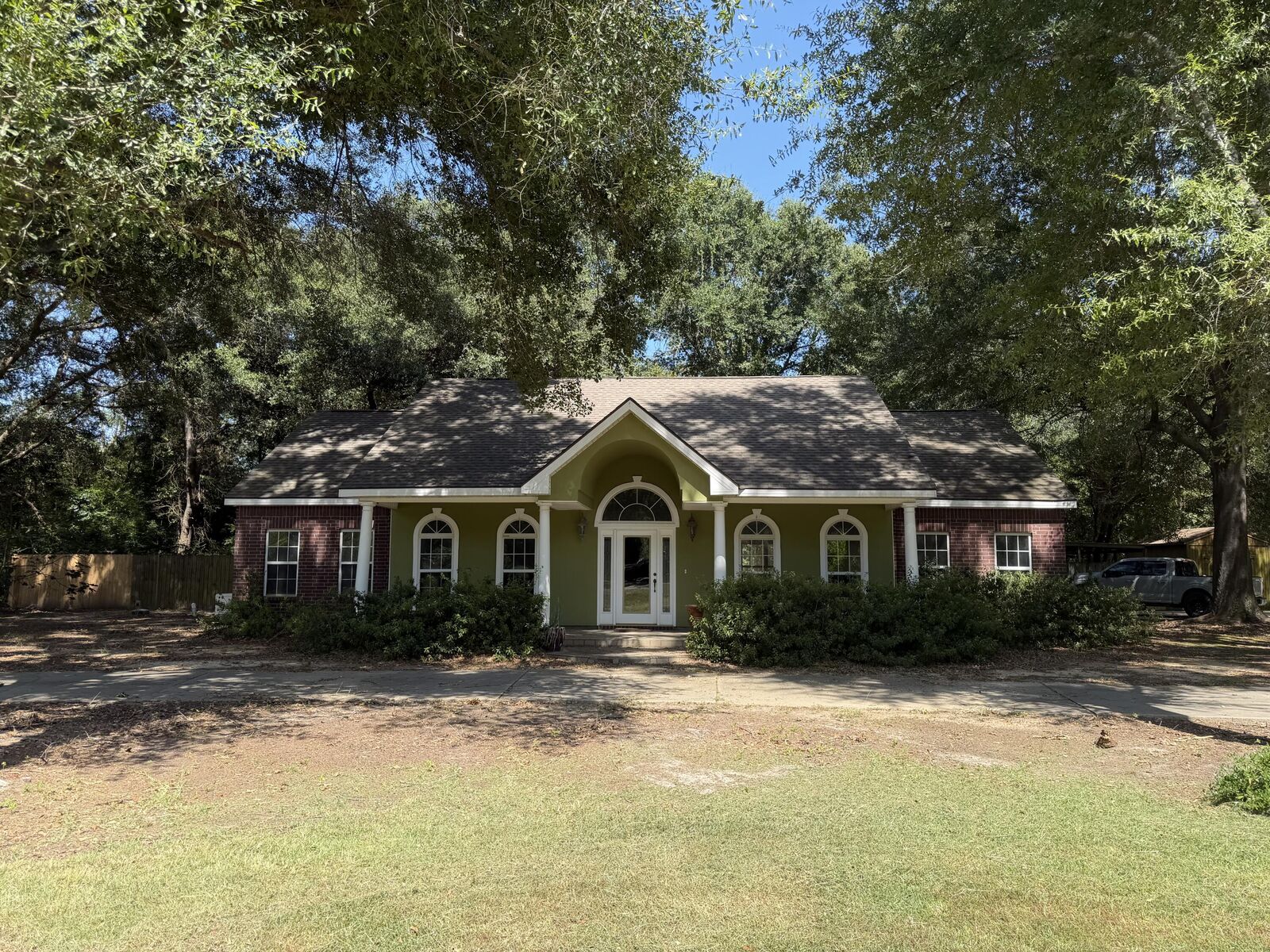 Property Photo:  200 Dedria  LA 70634 