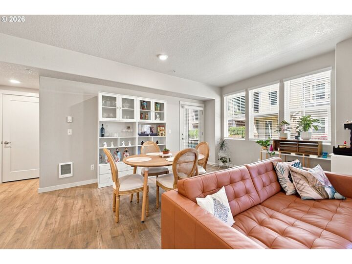 Property Photo:  17149 SW Snowdale St  OR 97007 