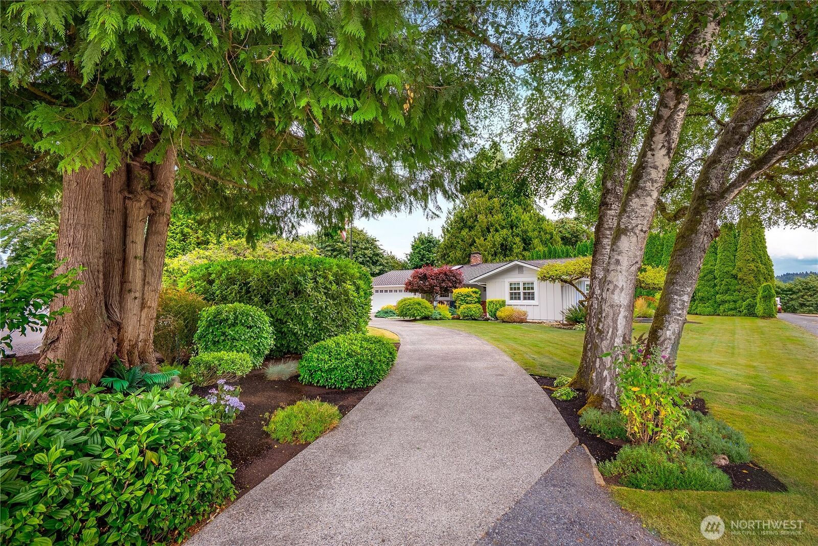 Property Photo: 14307 Kenwanda Drive WA 98296