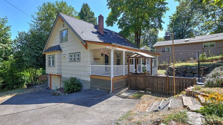 Property Photo:  10003  15th Avenue S  WA 98168 