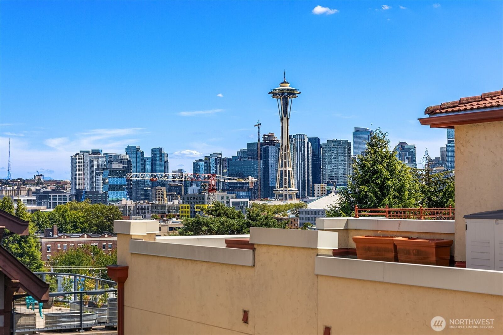 Property Photo:  371 W Olympic Place  WA 98119 
