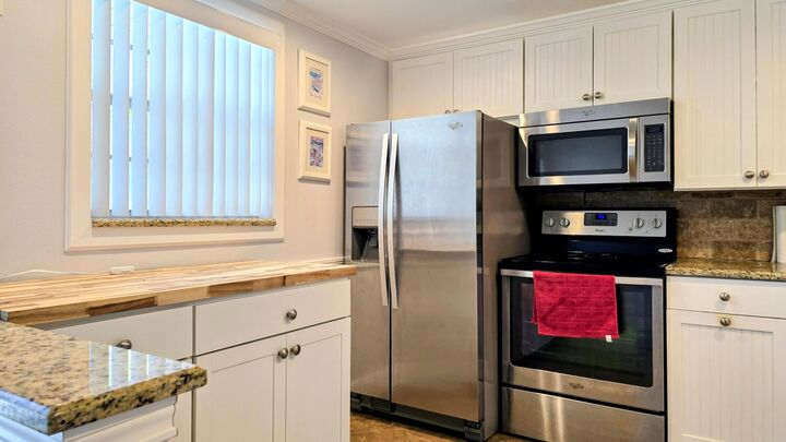 Property Photo:  330 NE 26th Avenue 3120  FL 33435 