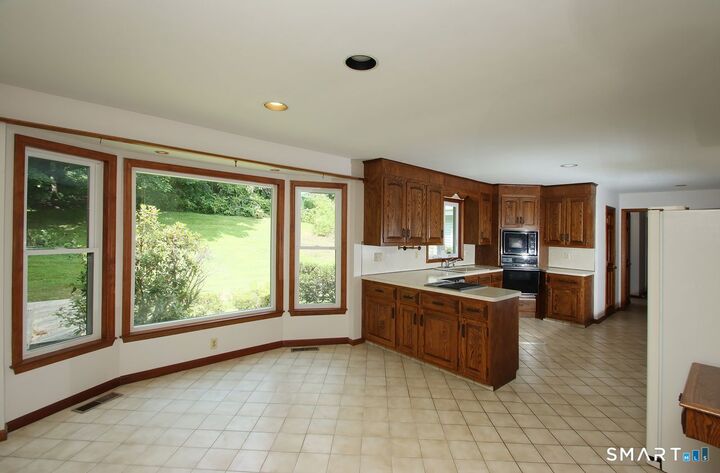 Property Photo: 328 Saybrook Road CT 06477