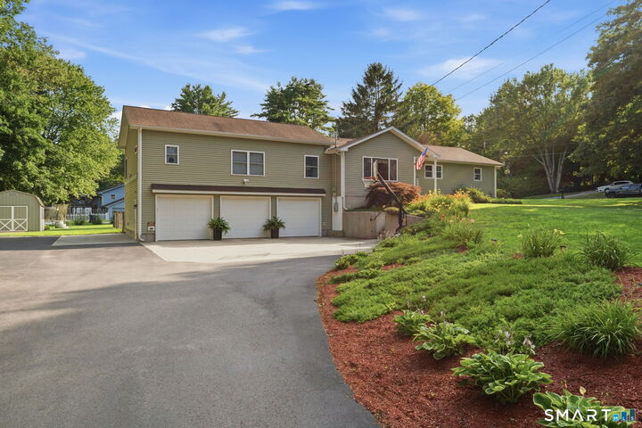 Property Photo: 415 Jerusalem Road CT 06280