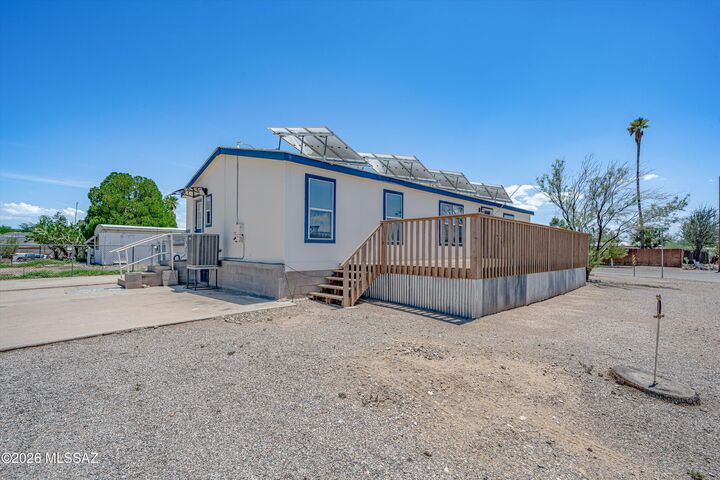 Property Photo:  10780 W Warfield Circle  AZ 85658 