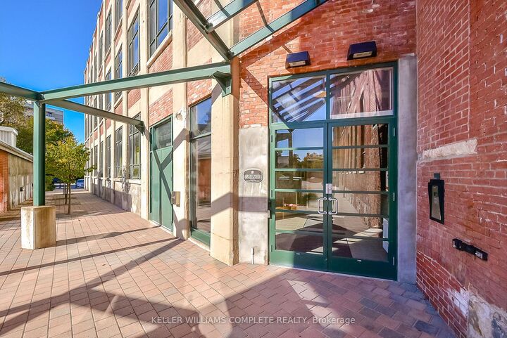 Property Photo: 26 Ontario Street 127 ON N1E 7K1