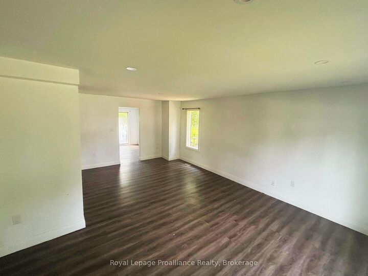 Property Photo: 18 Ritchie Avenue ON K8P 3V9