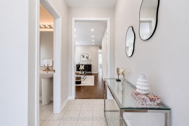 Property Photo: 879 Plum Place ON L9T 7E7