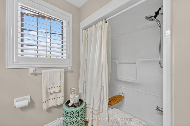 Property Photo: 255 Pringle Drive ON L4N 0P4
