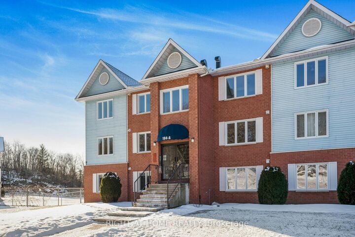 Property Photo: 194-A Edwards Street 6 ON K4K 1H8
