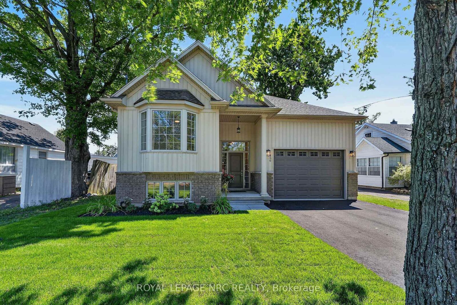 Property Photo: 456 Daytona Drive ON L2A 4Y9