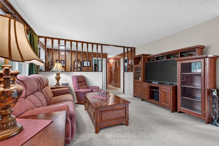 Property Photo: 2871 Burbrook Road ON K7P 2Y7