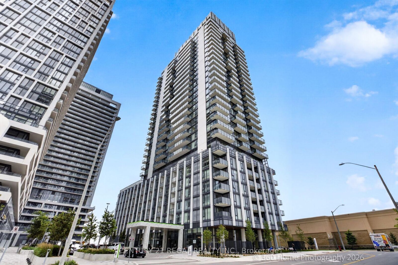 Property Photo: 27 Korda Gate 912 ON L4K 0P6