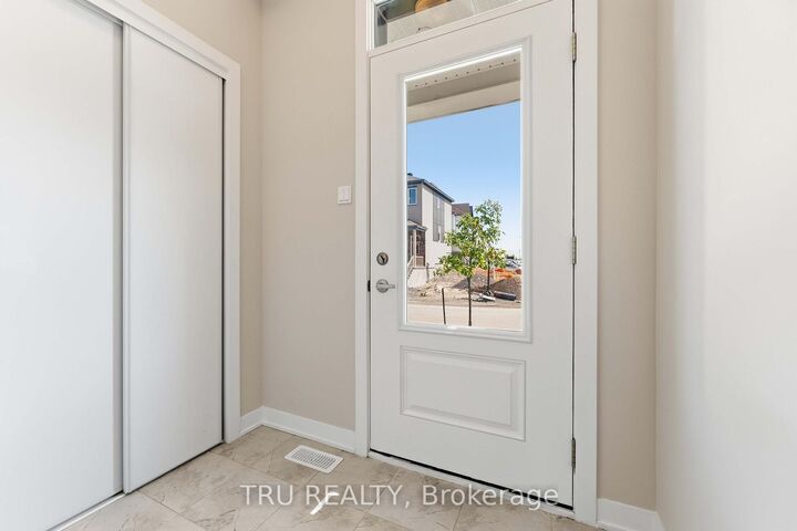 Property Photo: 706 Expansion Road ON K2J 7G4