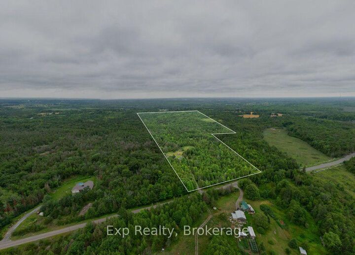 Property Photo: 2822 Shannon Road ON K0K 3A0