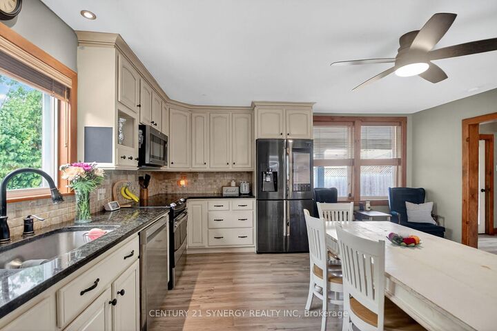 Property Photo:  103 Queen Charlotte Street  ON K0A 2Z0 