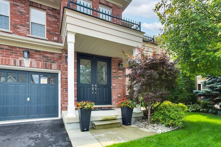 Property Photo:  23 Boyces Creek Court  ON L7C 3S1 