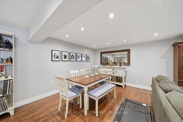 Property Photo: 163 Orchard Heights Boulevard ON L4G 3A3