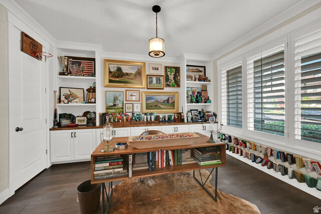 Property Photo:  2086 S 160 E  UT 84058 