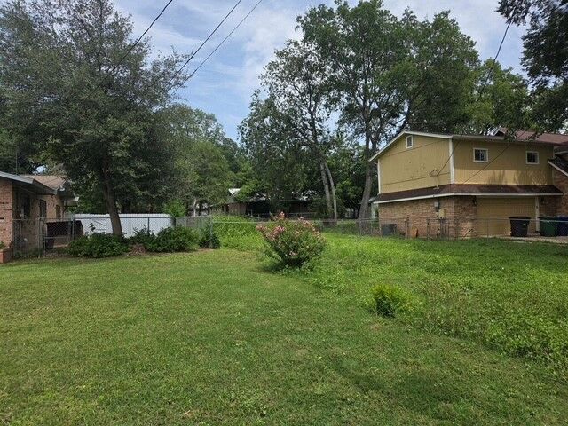 Property Photo: 4004 Meeks Avenue TX 78210
