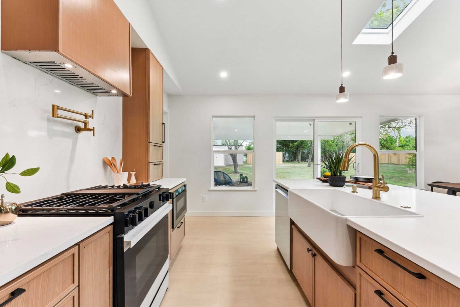Property Photo: 7503 Carriage Drive TX 78752