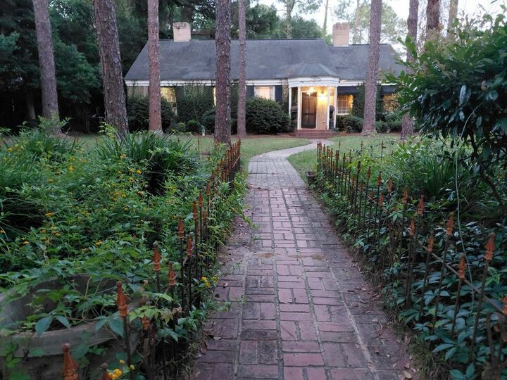 Property Photo: 1210 N Van Buren GA 31701