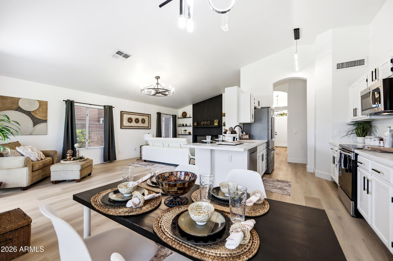 Property Photo: 1635 W San Remo Street AZ 85233