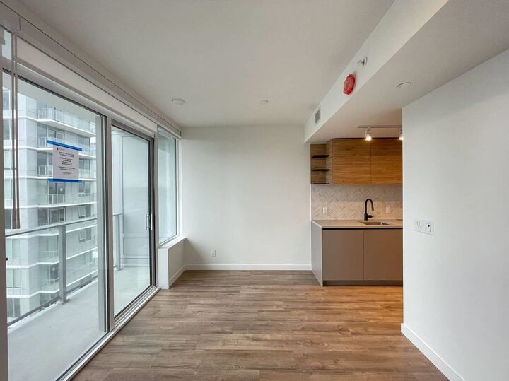 Property Photo:  13428 105 Ave 16xx  BC V3T 4B2 