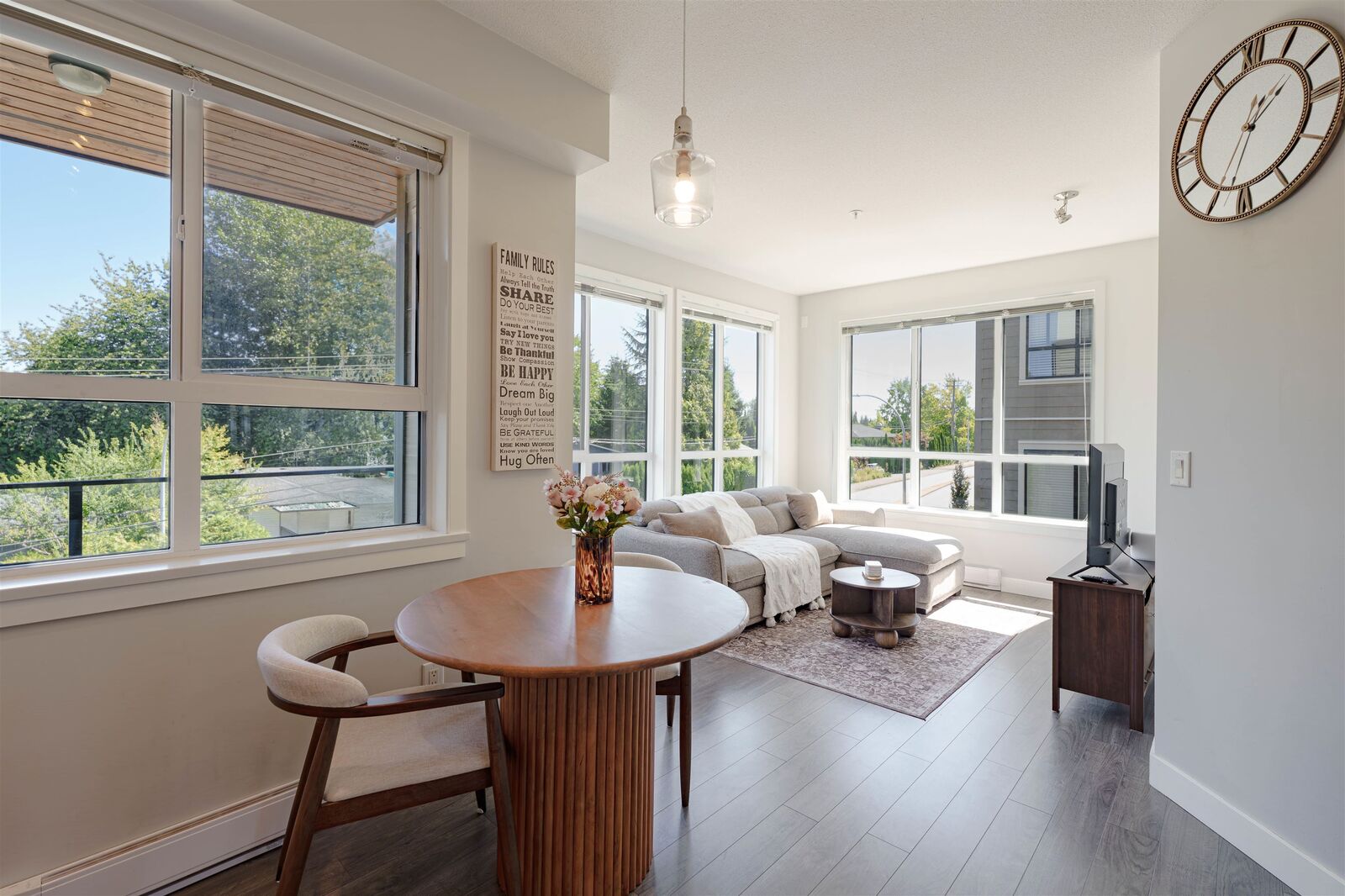Property Photo: 15388 105 Avenue 406 BC V3R 0C4