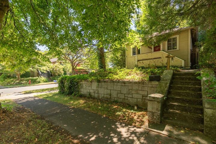 1194 E 18th Avenue — photo 1