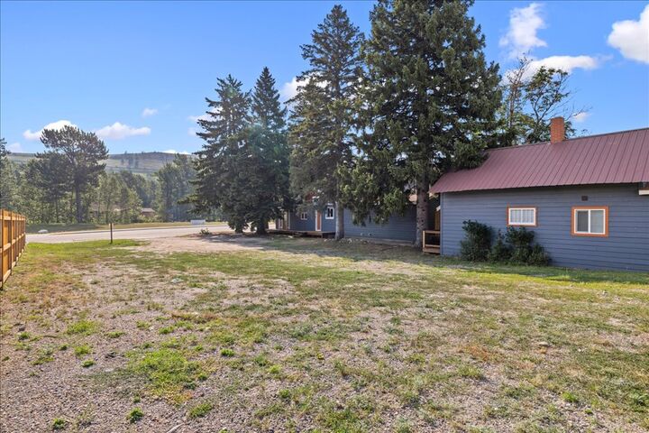 Property Photo: 719 Broadway Ave. S. MT 59068
