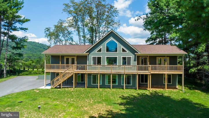 Property Photo:  118 Evergreen Court  VA 22610 