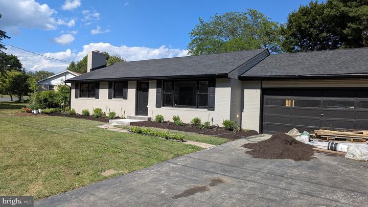 Property Photo: 13 Randall Drive PA 17025