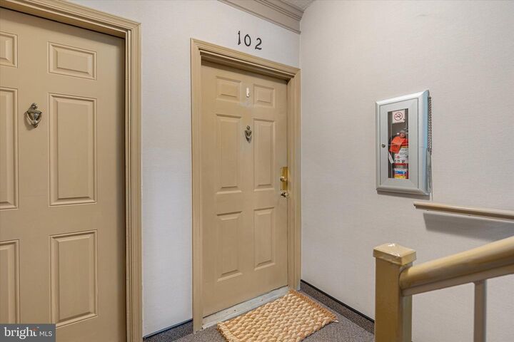 Property Photo: 1116 Huntmaster Terrace NE 102 VA 20176