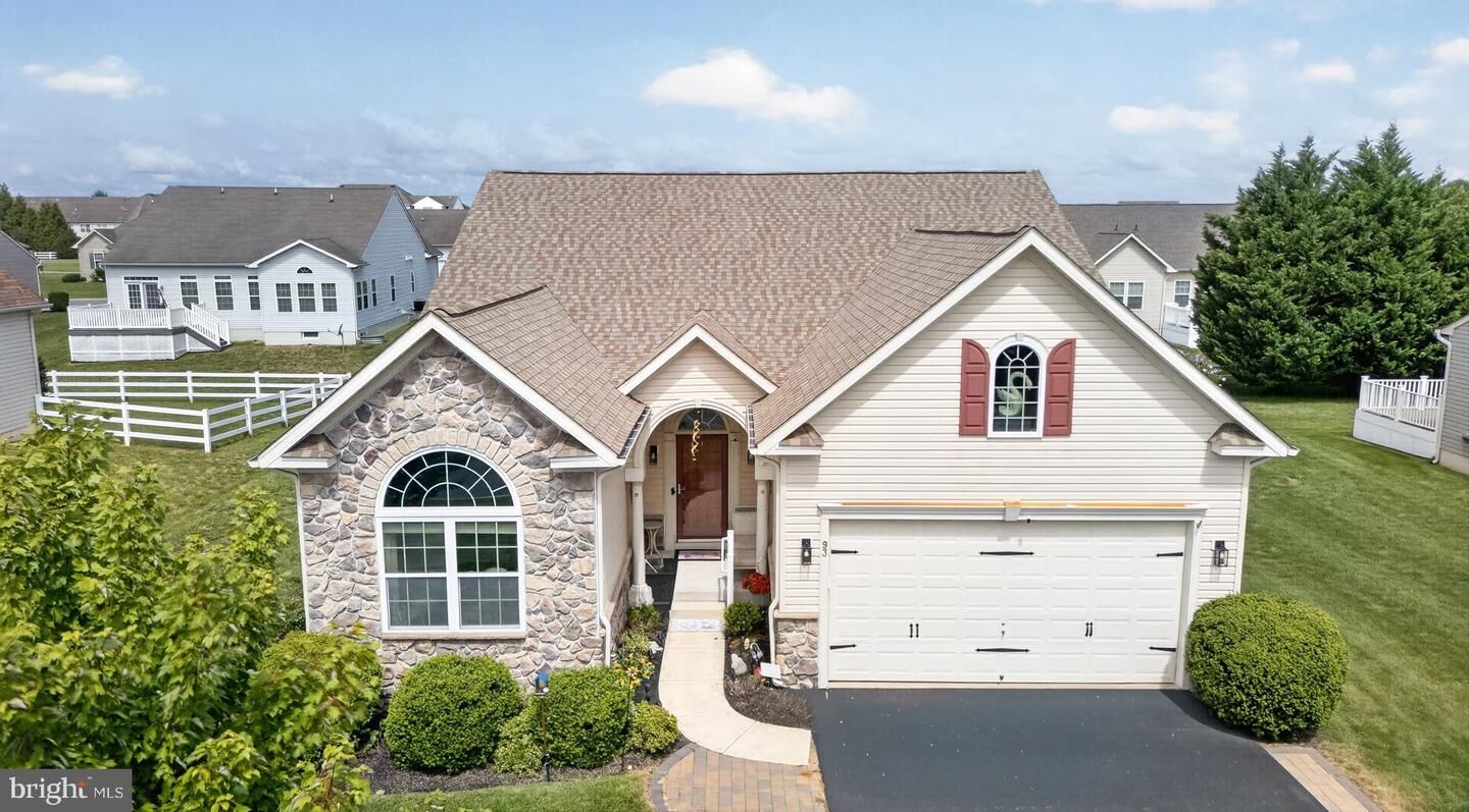 Property Photo: 93 Lilac Way DE 19977