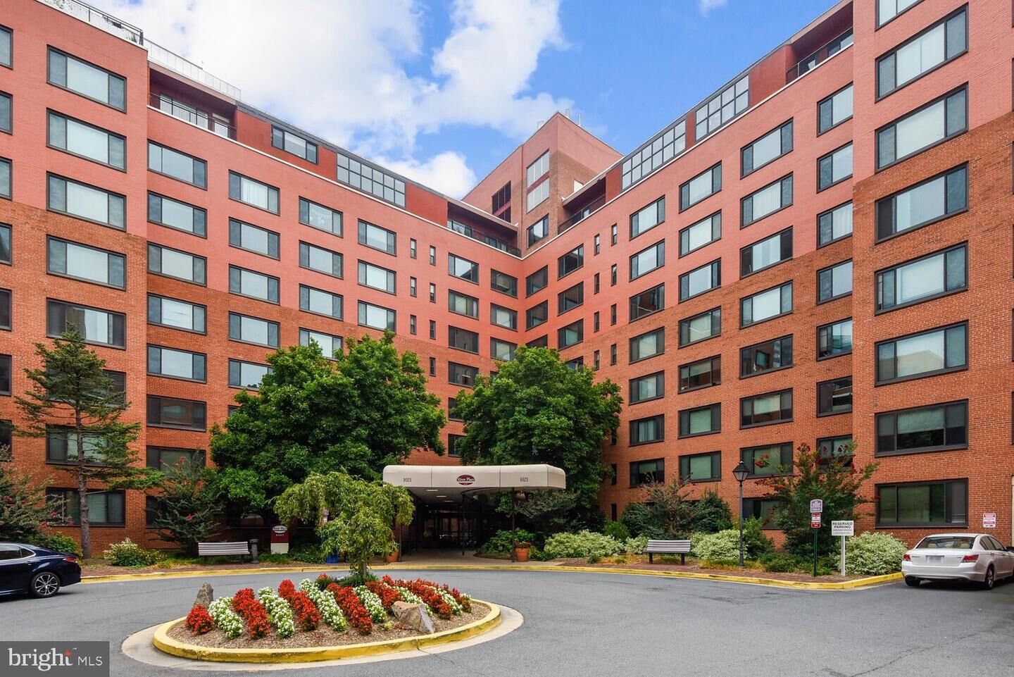 Property Photo:  1021 S Arlington Boulevard 1125  VA 22209 