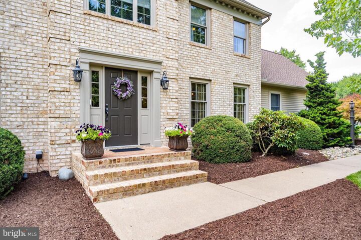 Property Photo:  27591 Preakness Way  MD 21801 