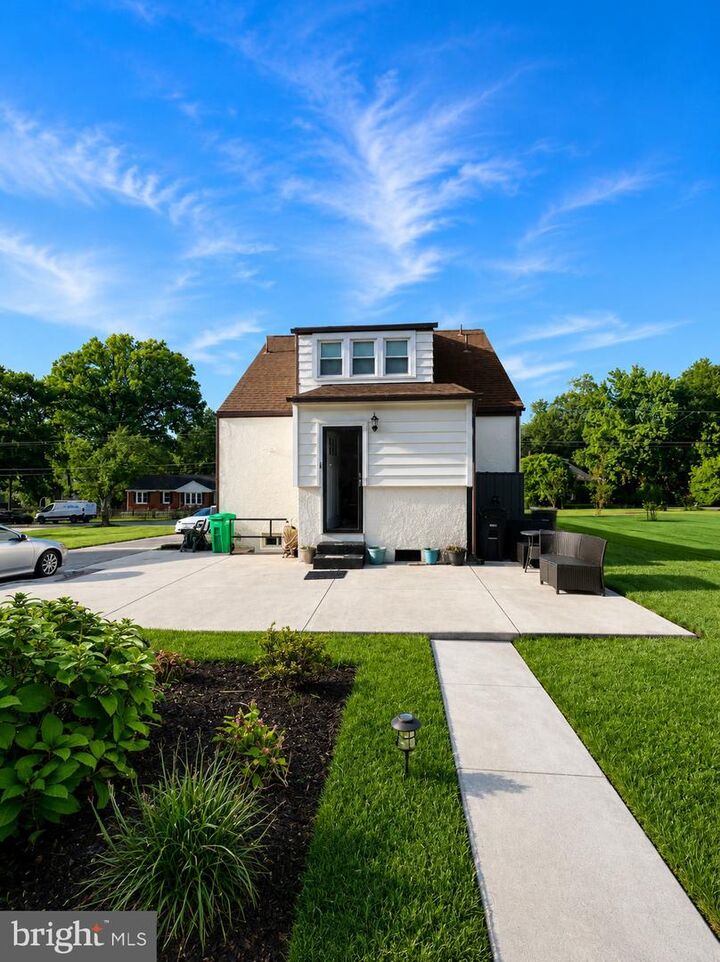 Property Photo:  4615 Howe Avenue  MD 20746 