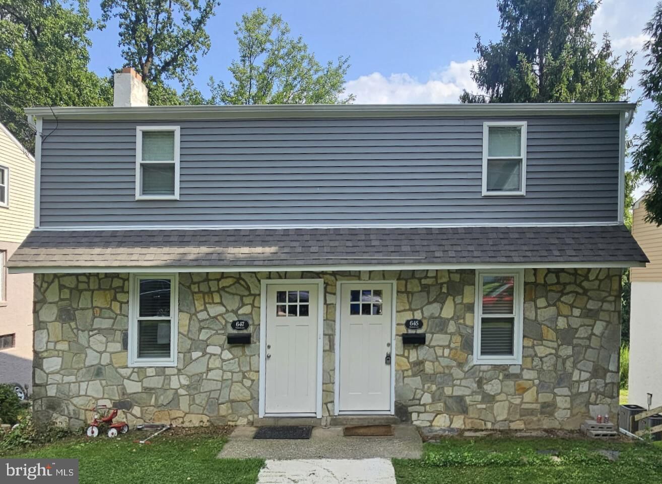 Property Photo:  647 Roberts Avenue  PA 19038 