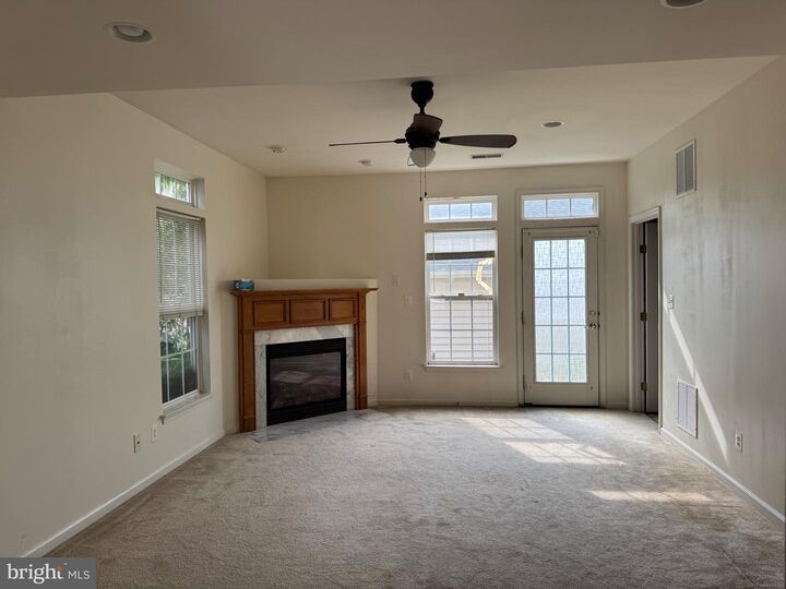 Property Photo:  16410 Steerage Circle  VA 22191 