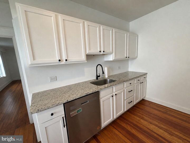 Property Photo:  14 Simpson Avenue  NJ 08071 