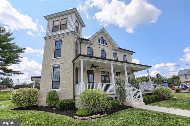 Property Photo: 605 N 4th Street PA 17074