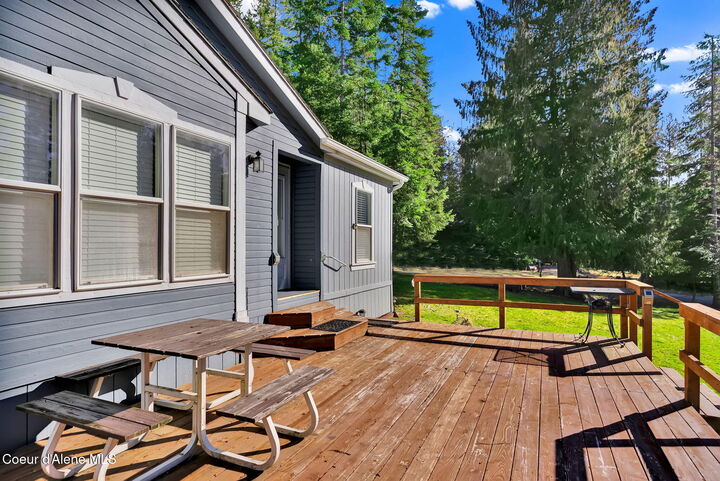Property Photo: 181 Circle Dr ID 83836
