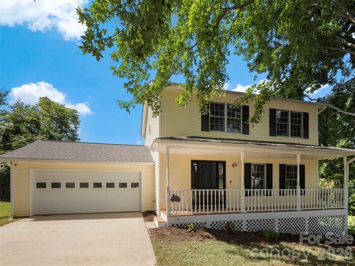 Property Photo:  17 Mill Stone Drive  NC 28803 