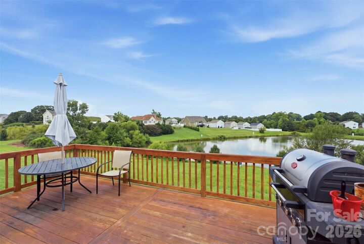 Property Photo:  233 Pinnacle Crossing  NC 28152 