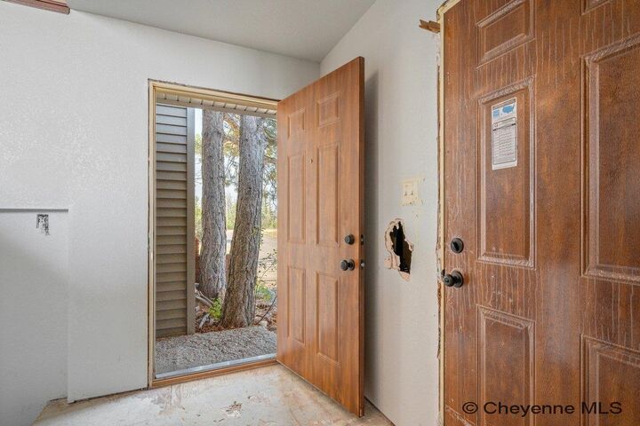 Property Photo:  4802 Oasis St  WY 82009 