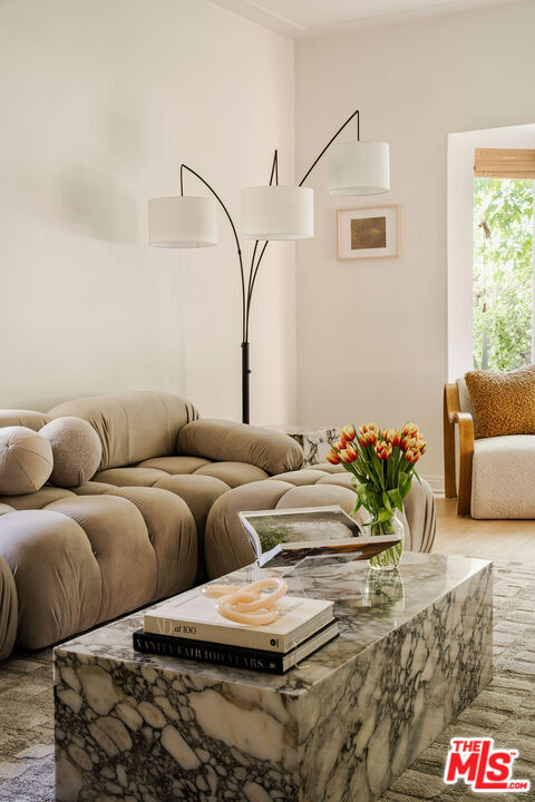 Property Photo: 2518 Canyon Dr CA 90068