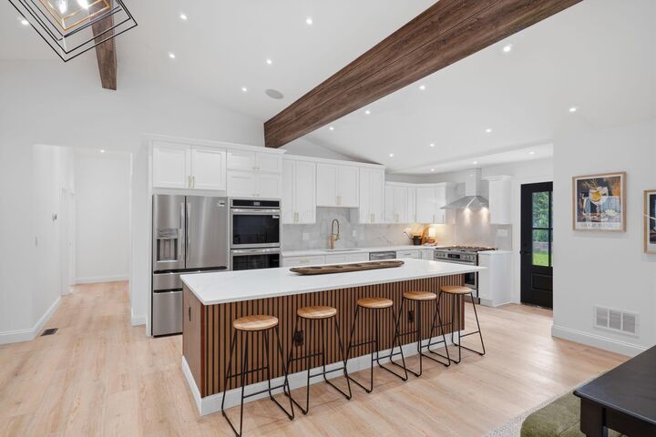 Property Photo: 893 Singing Hills Lane OH 43235