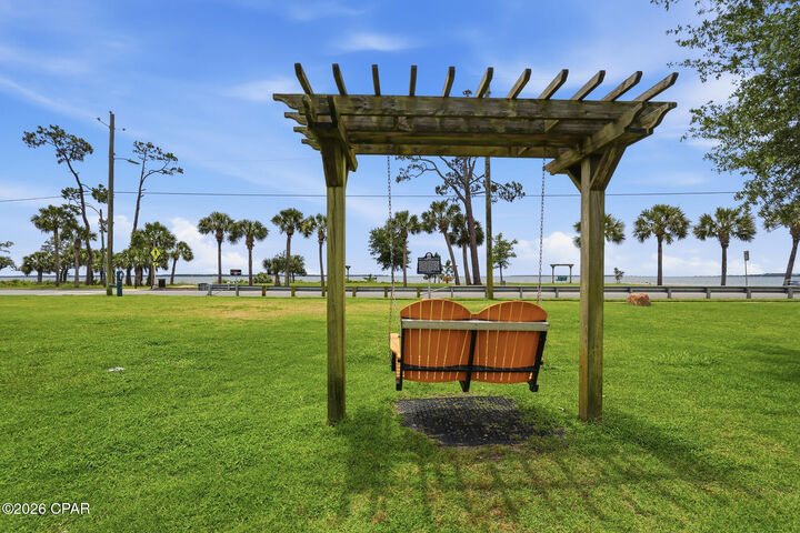 Property Photo:  1703 W 10th Street  FL 32401 